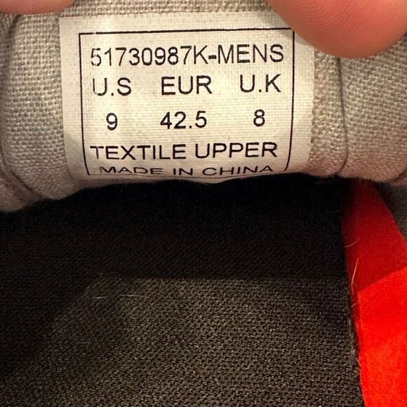 Levi’s tennis shoes Men’s size 9 Gray sneakers - Picture 8 of 9